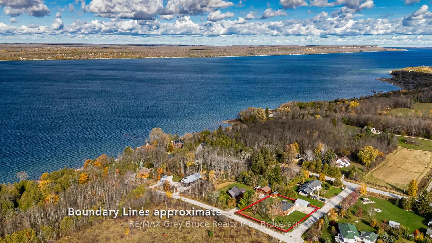 Photo 4 of 105 John Street, Georgian Bluffs — HOMEH
