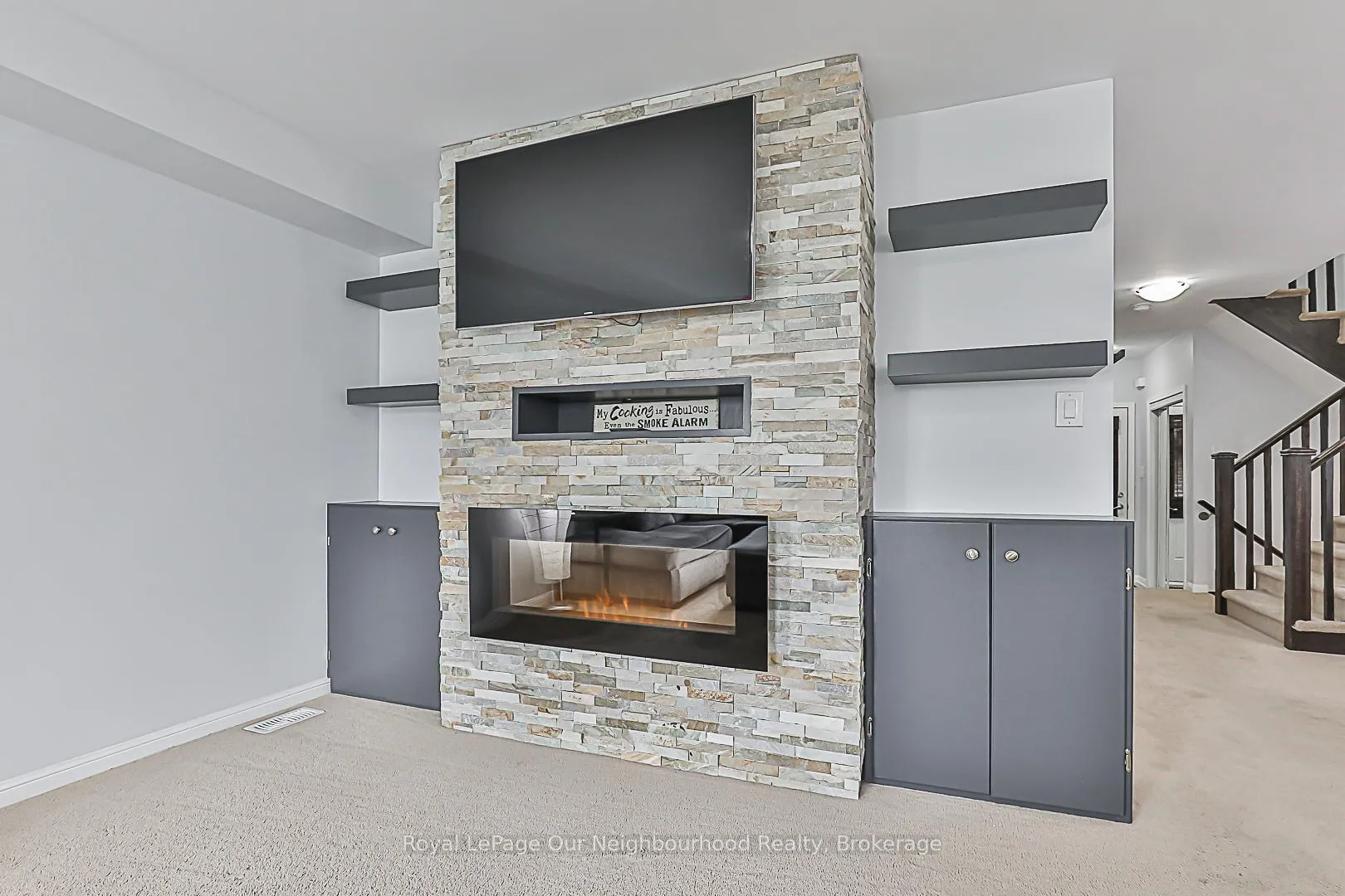 Photo 10 of 1882 Liatris Drive, Pickering, Duffin Heights — HOMEH