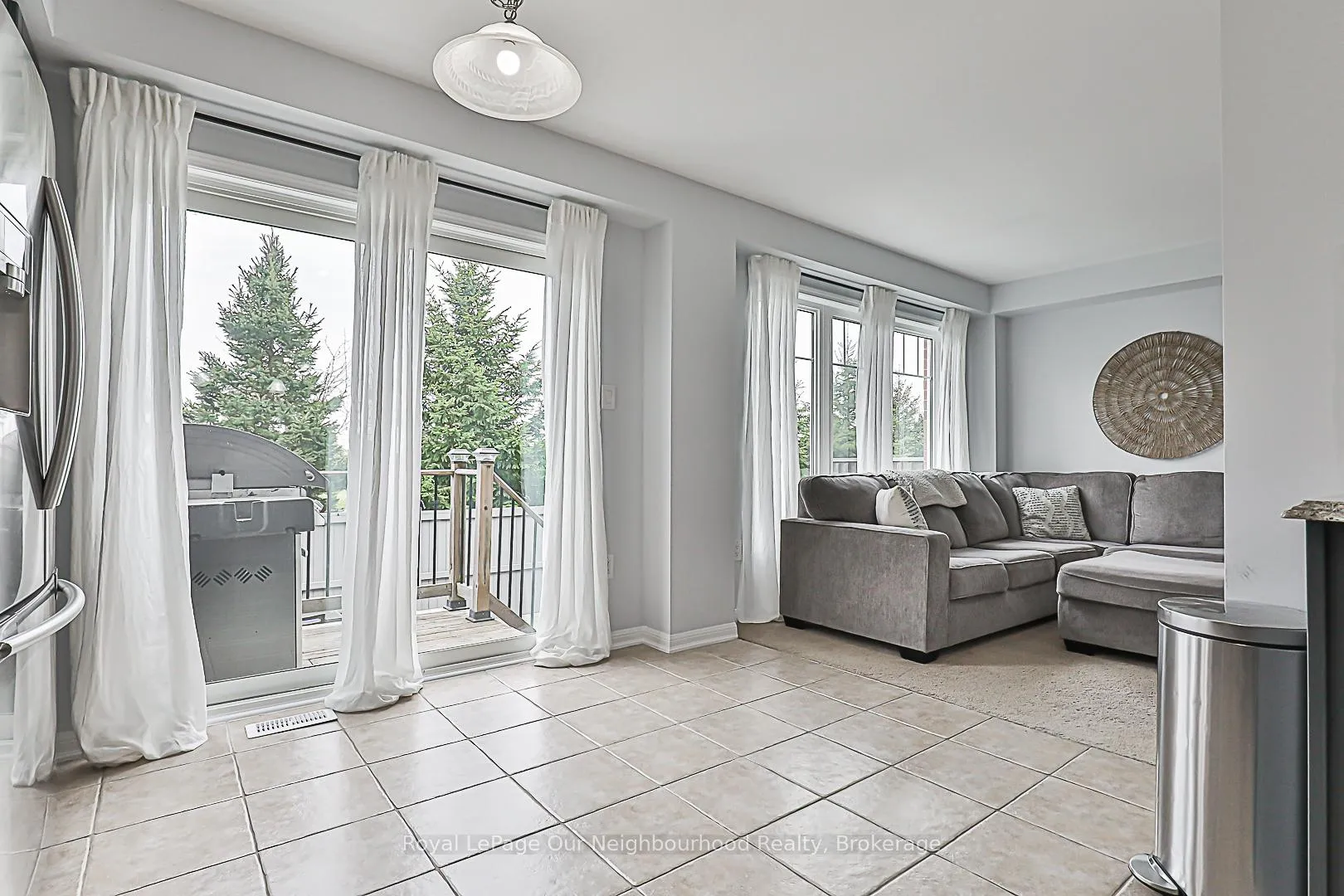 Photo 19 of 1882 Liatris Drive, Pickering, Duffin Heights — HOMEH