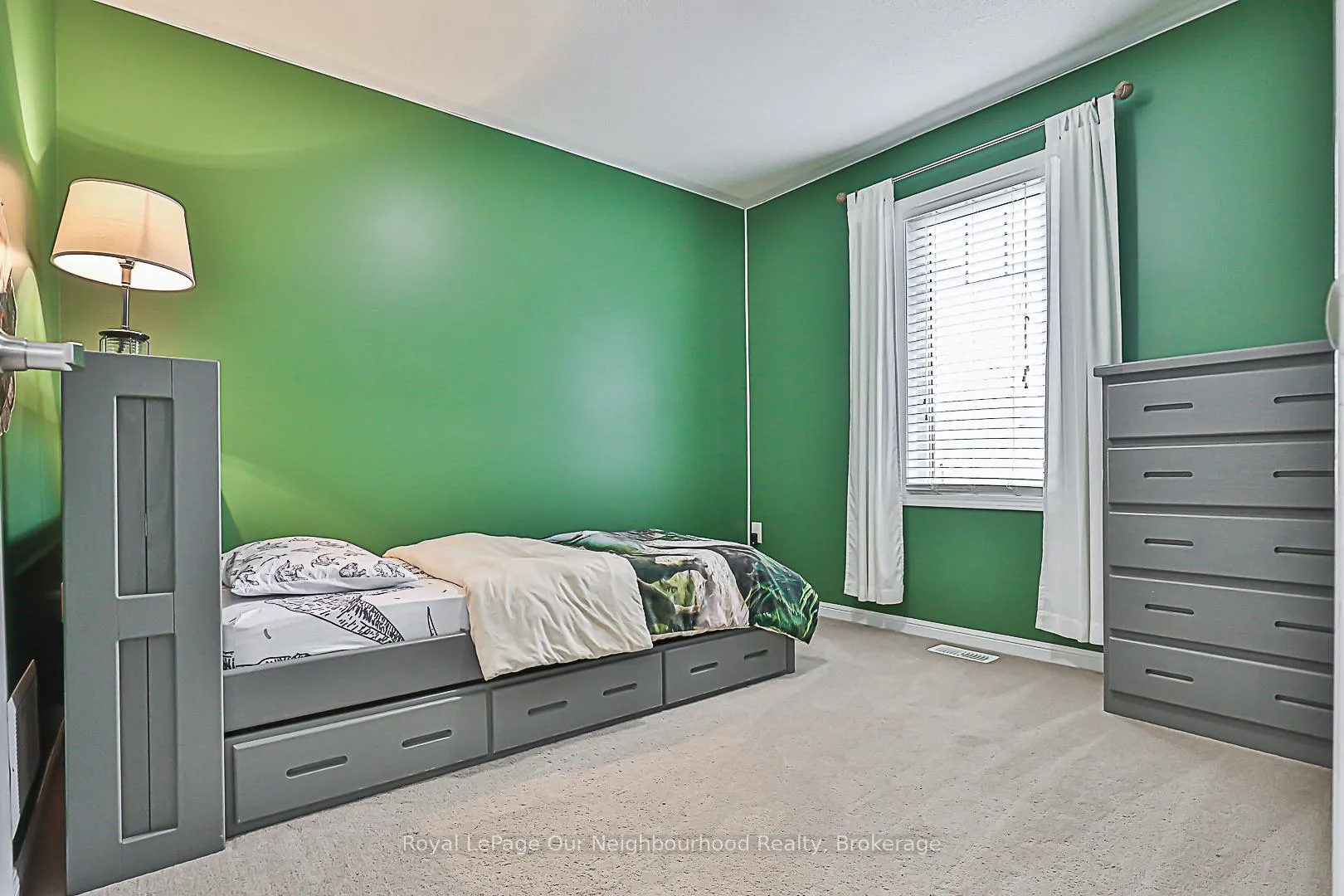 Photo 30 of 1882 Liatris Drive, Pickering, Duffin Heights — HOMEH