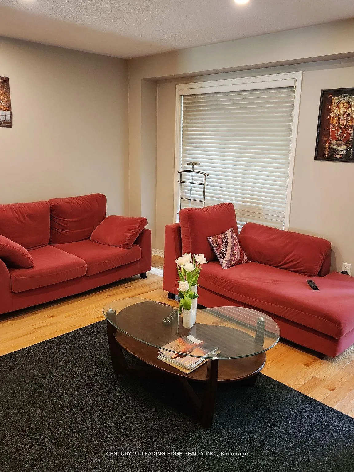 Photo 4 of 21 Oates Drive, Scarborough, Clairlea-Birchmount — HOMEH