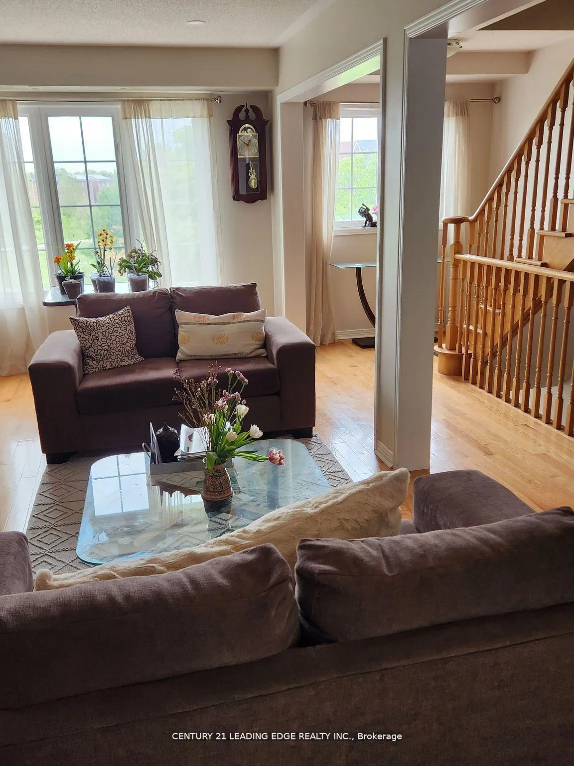 Photo 6 of 21 Oates Drive, Scarborough, Clairlea-Birchmount — HOMEH