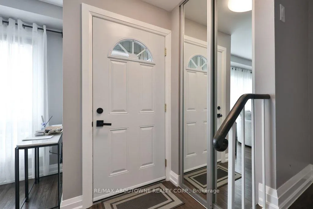 Photo 2 of Unit 23, 1525 Elm Road, Oakville, College Park — HOMEH
