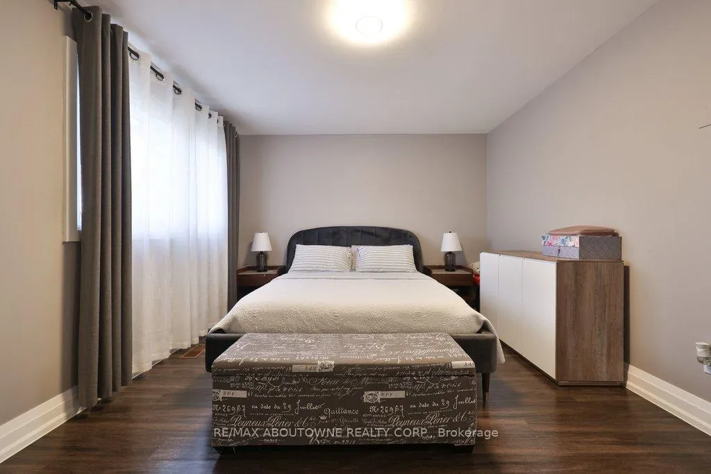 Photo 10 of Unit 23, 1525 Elm Road, Oakville, College Park — HOMEH