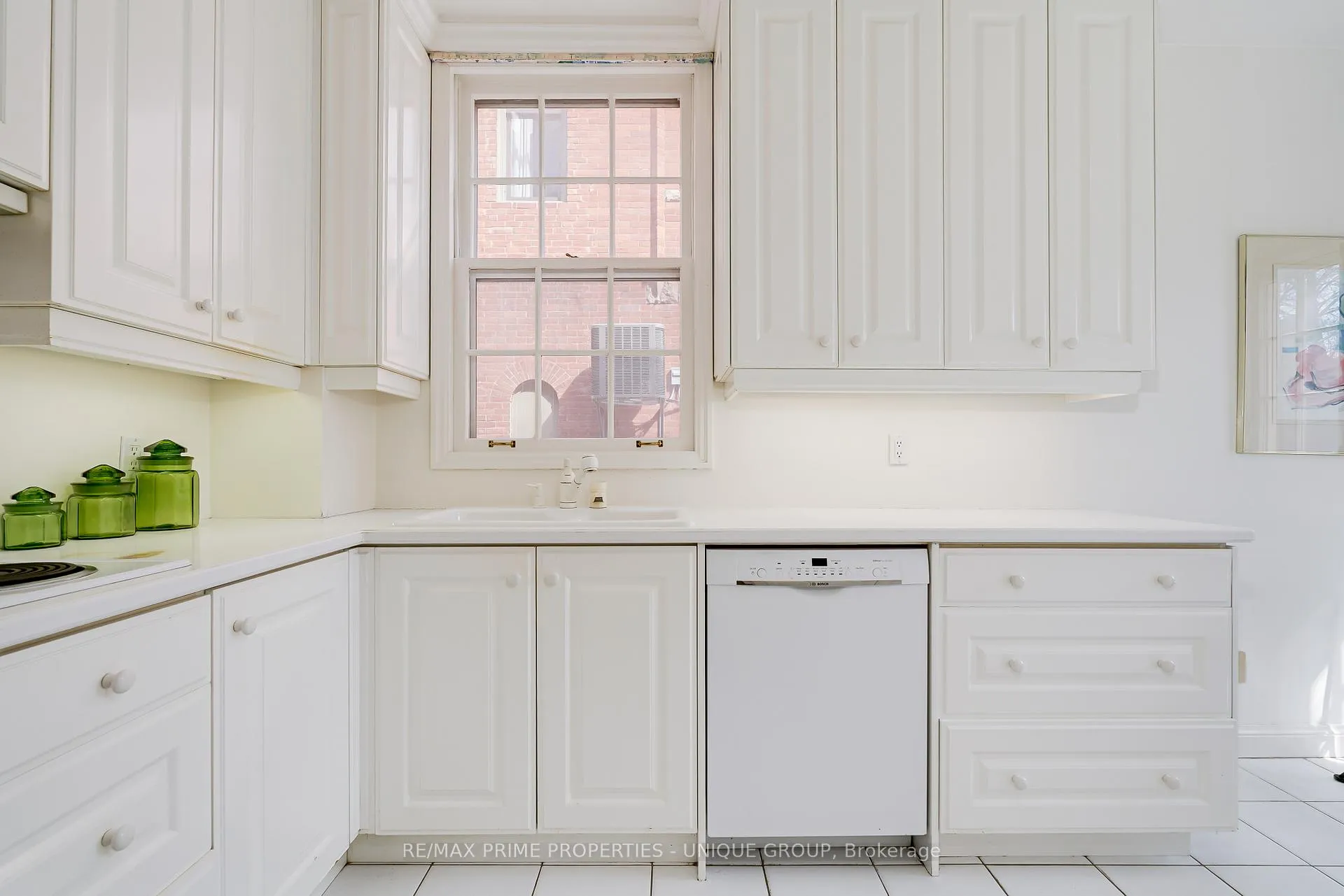 Photo 6 of 62 A Glen Road, Toronto, Rosedale-Moore Park — HOMEH