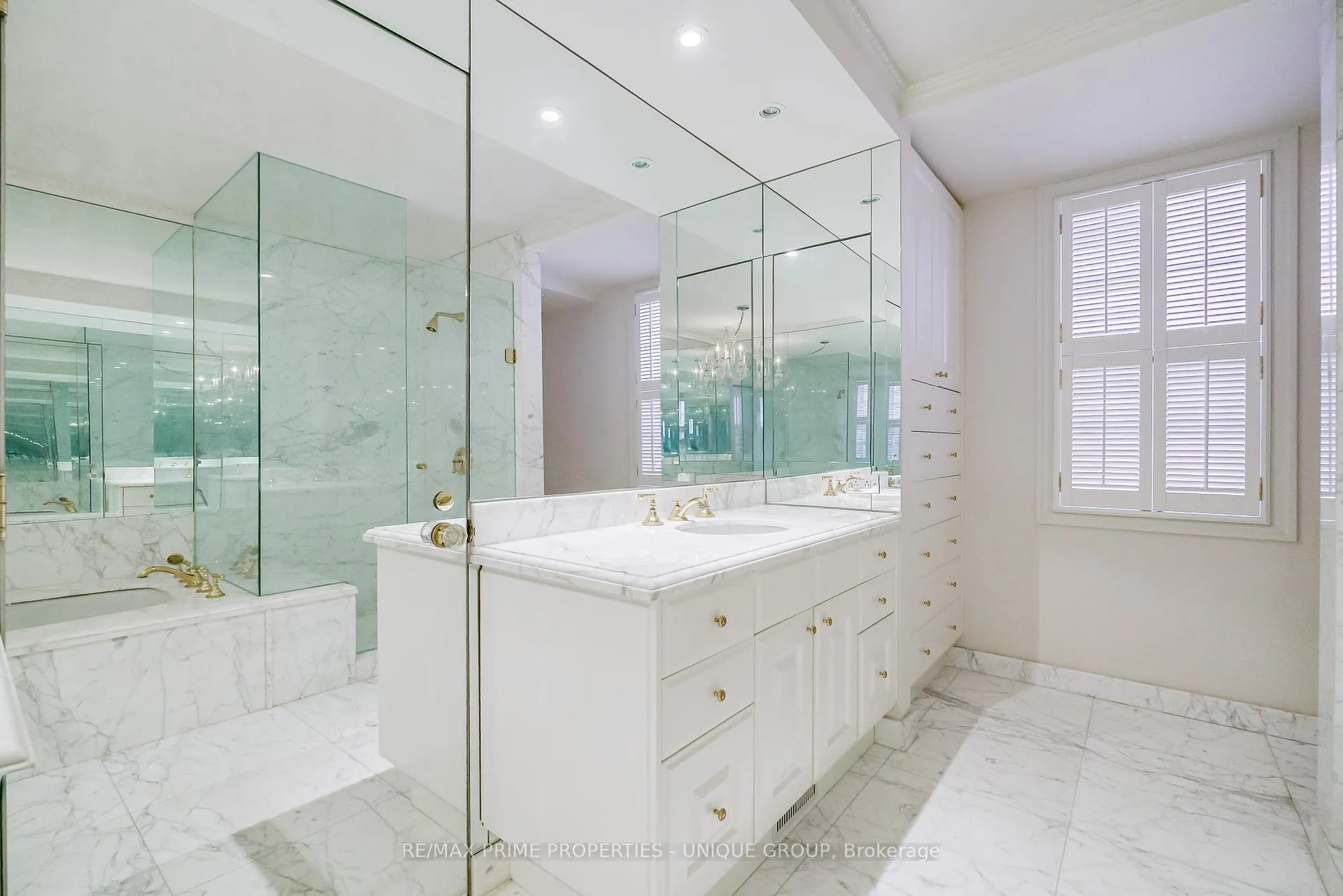 Photo 19 of 62 A Glen Road, Toronto, Rosedale-Moore Park — HOMEH