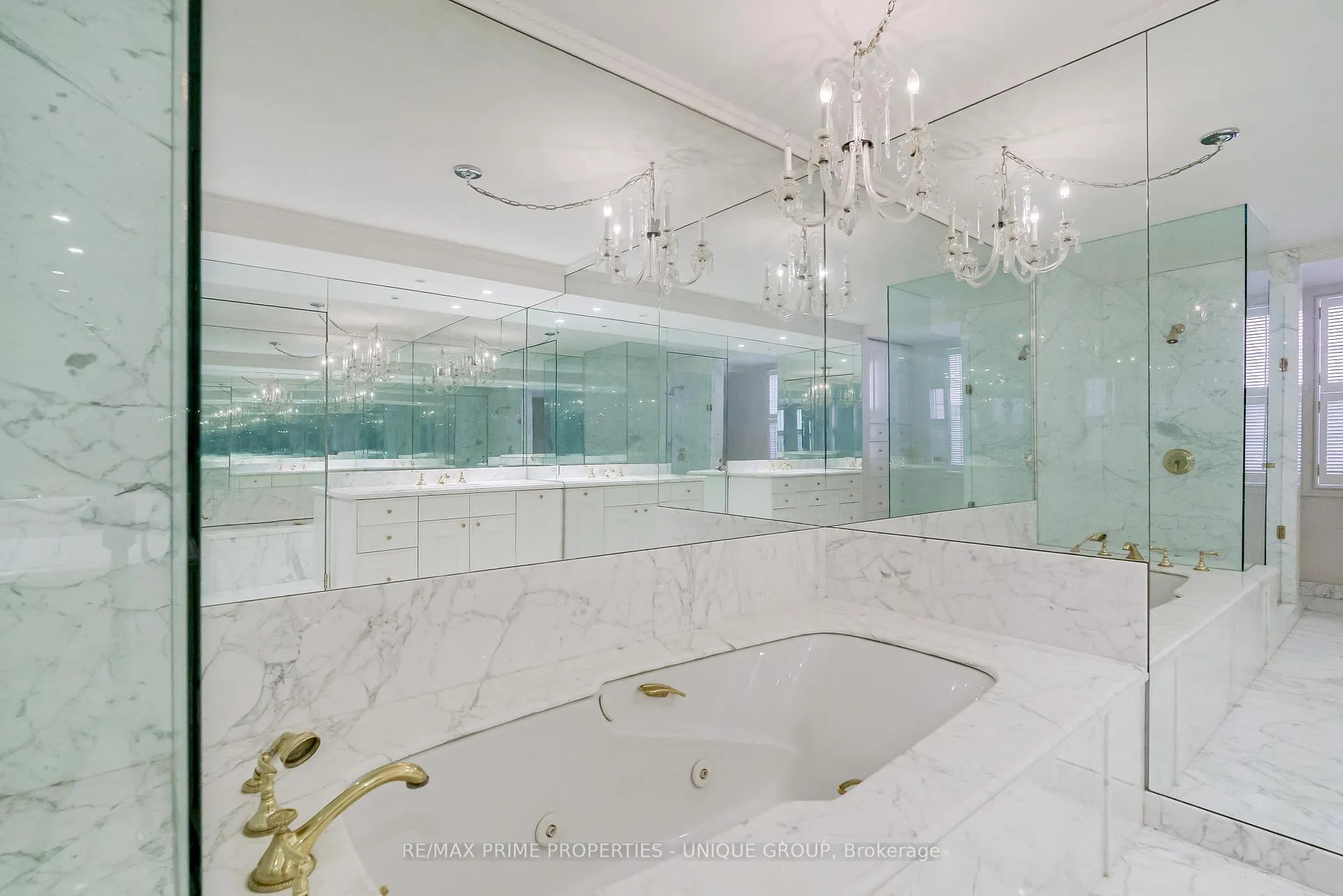 Photo 20 of 62 A Glen Road, Toronto, Rosedale-Moore Park — HOMEH