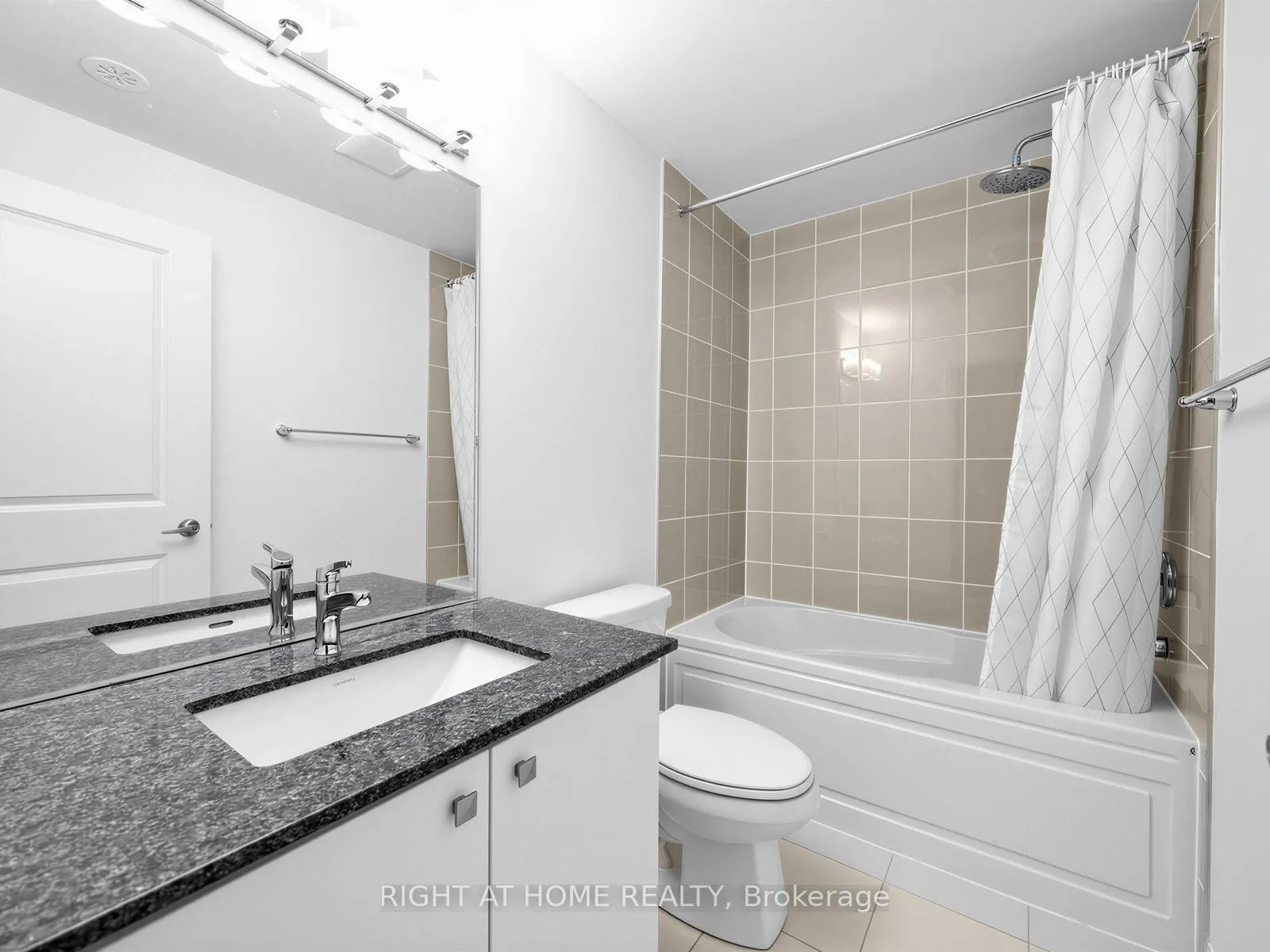 Photo 21 of 96 coolhurst Avenue, Brampton, Northwest Brampton — HOMEH