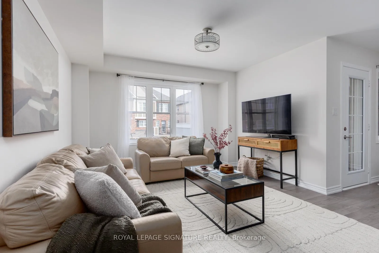 Photo 1 of 554 Buckeye Court, Milton, Cobban — HOMEH