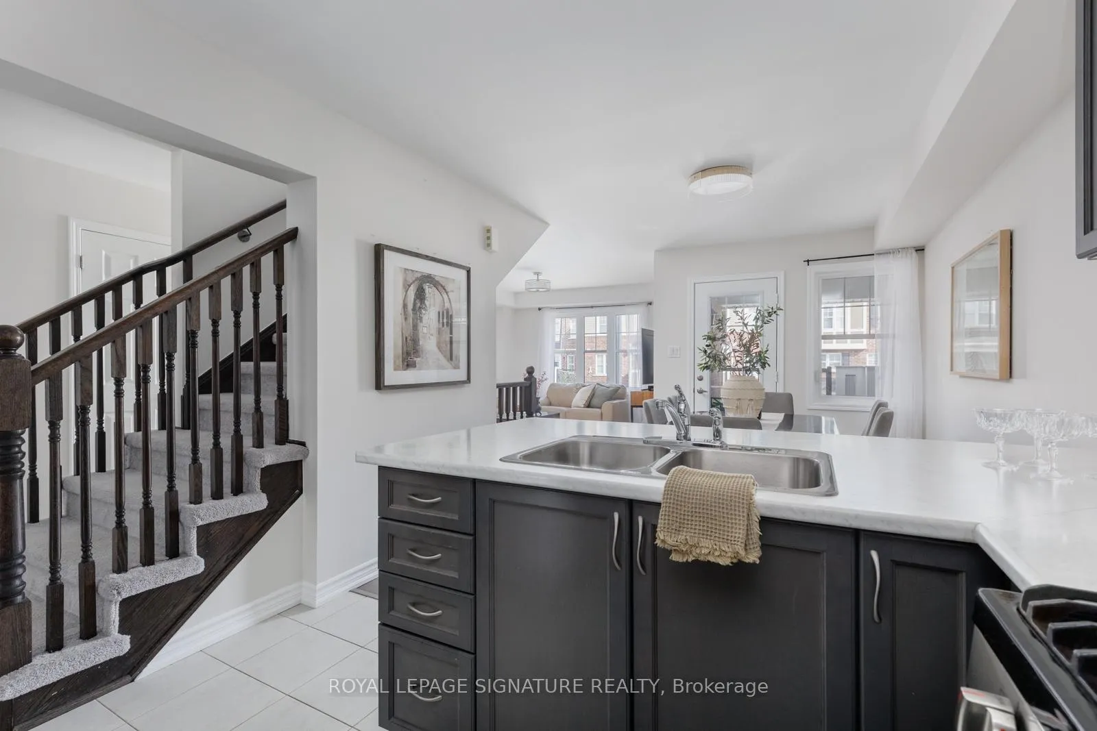 Photo 13 of 554 Buckeye Court, Milton, Cobban — HOMEH