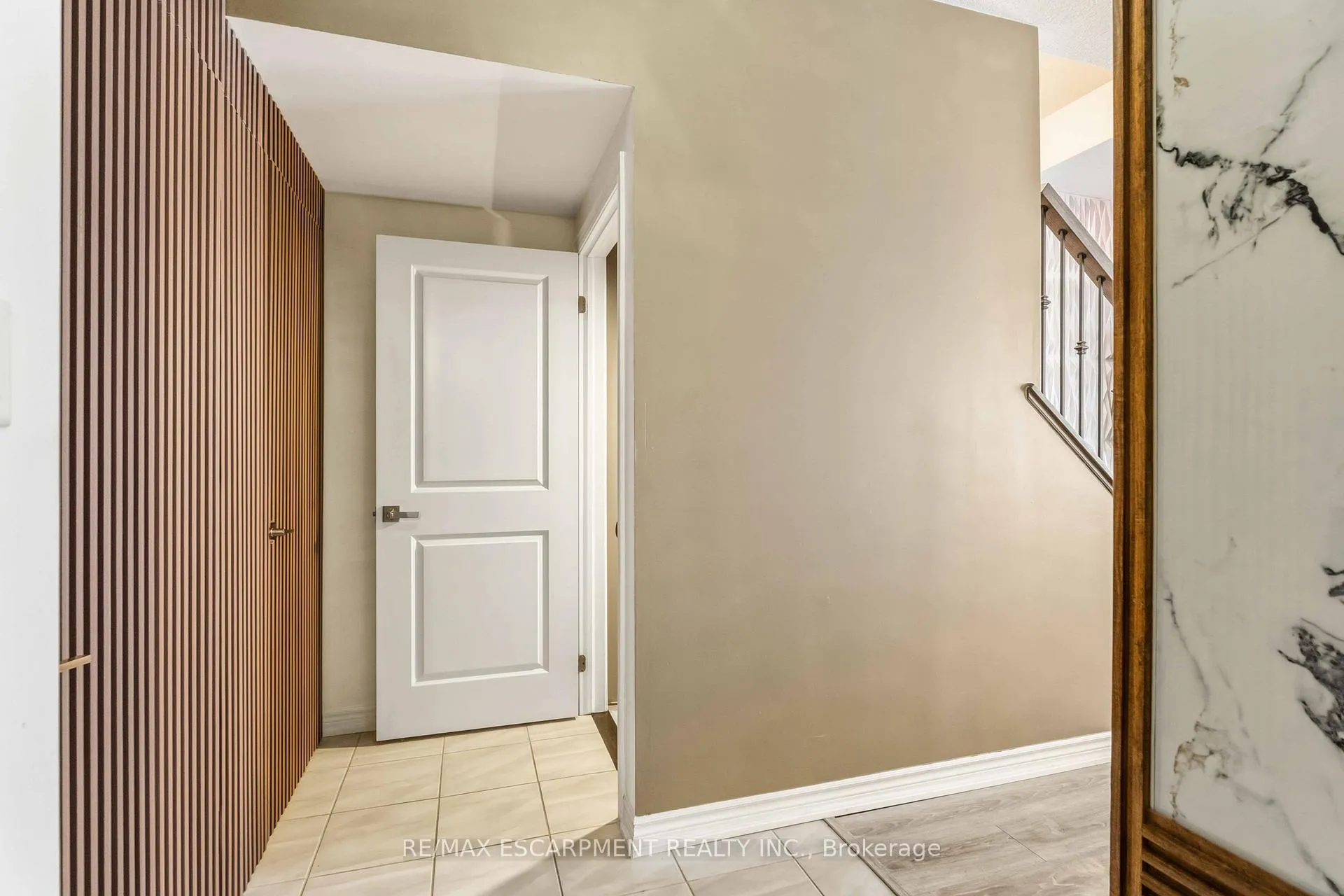 Photo 8 of Unit 106, 1890 Rymal Road E, Hamilton, Rural Glanbrook — HOMEH