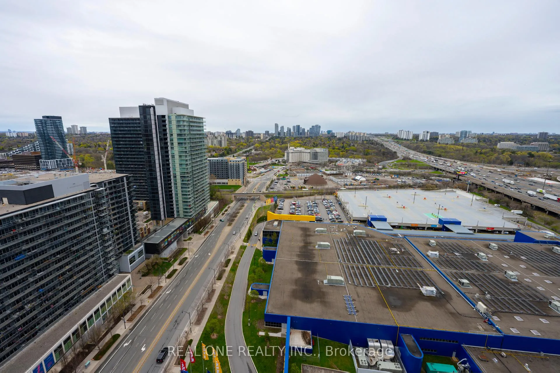 Photo 2 of Unit 2802, 121 Mcmahon Drive, North York, Bayview Village — HOMEH