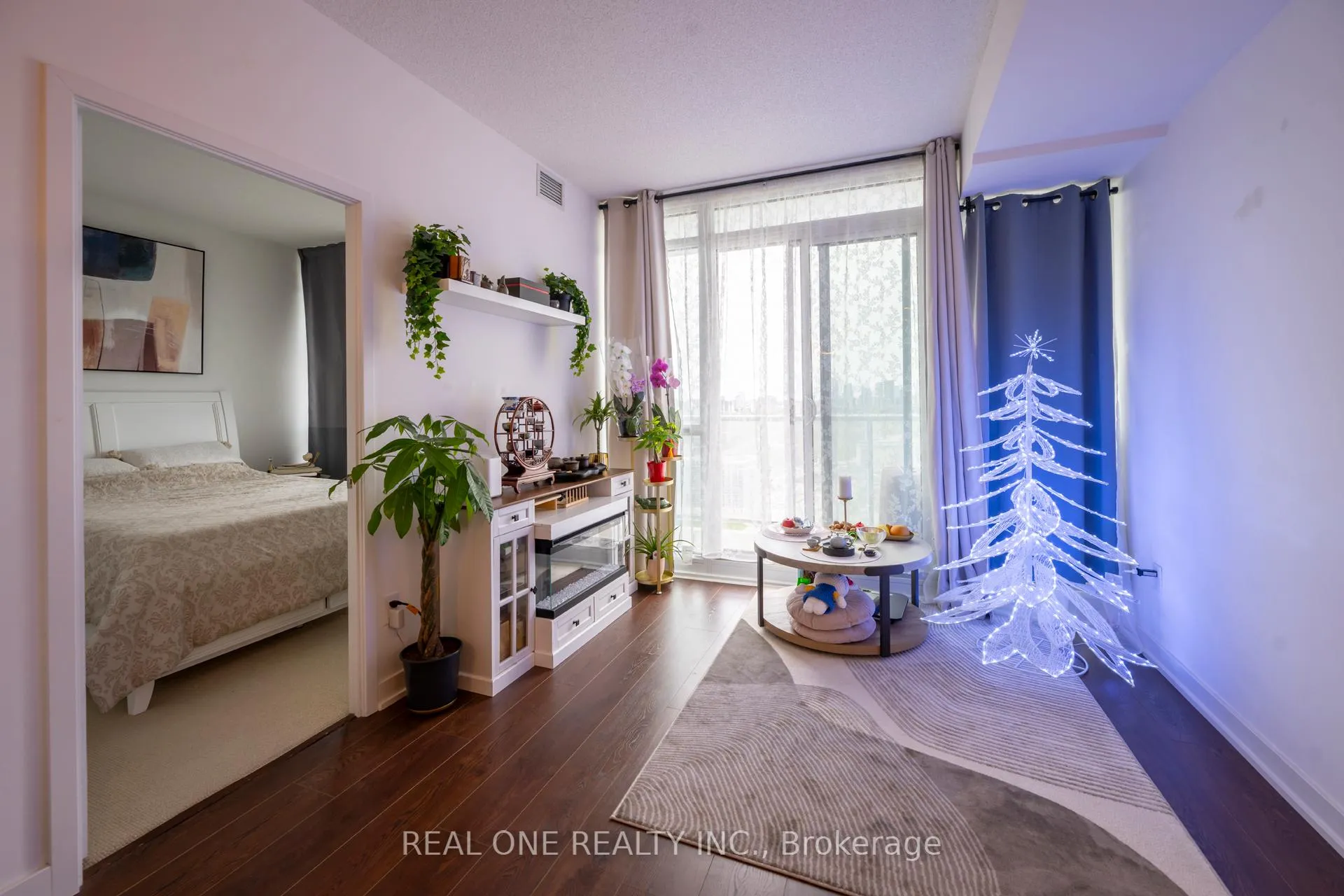 Photo 3 of Unit 2802, 121 Mcmahon Drive, North York, Bayview Village — HOMEH