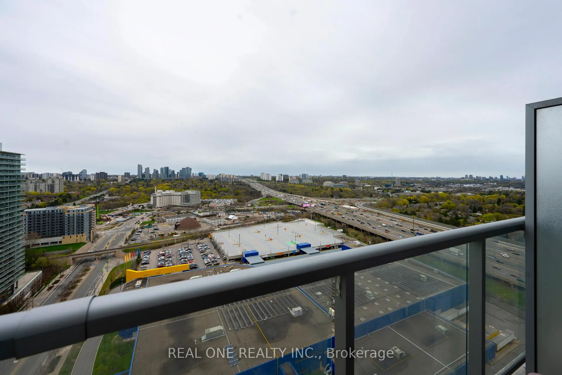 Photo 14 of Unit 2802, 121 Mcmahon Drive, North York, Bayview Village — HOMEH