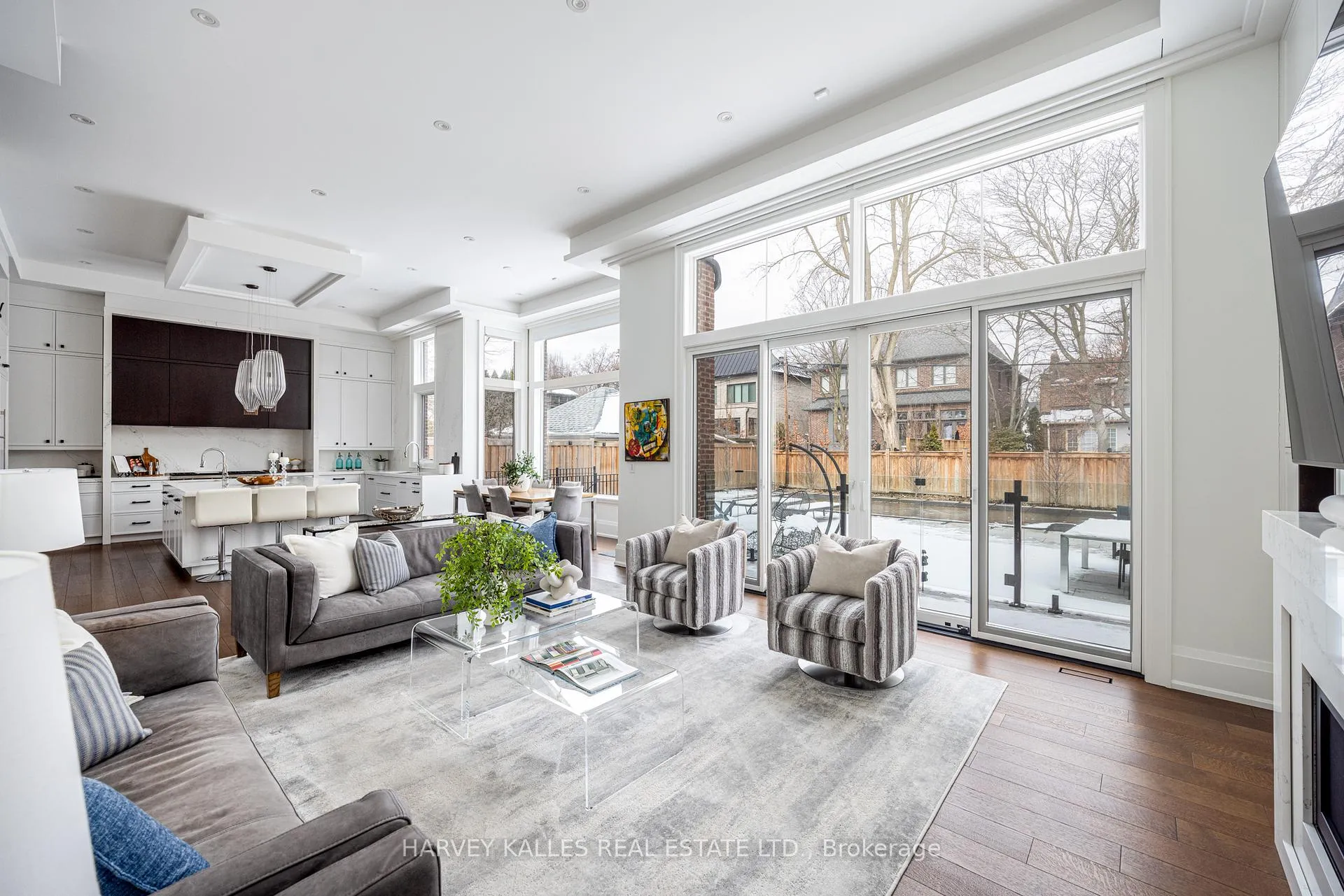 Photo 17 of 264 Cortleigh Boulevard, Toronto, Lawrence Park South — HOMEH