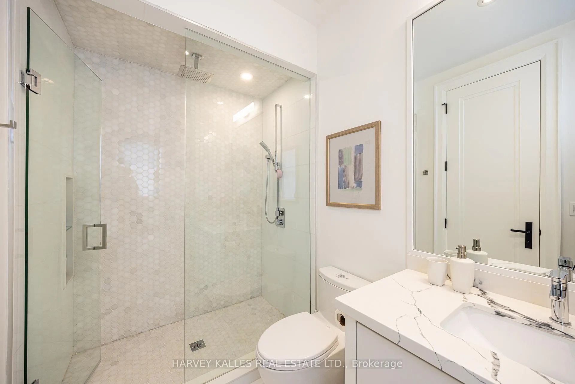 Photo 37 of 264 Cortleigh Boulevard, Toronto, Lawrence Park South — HOMEH
