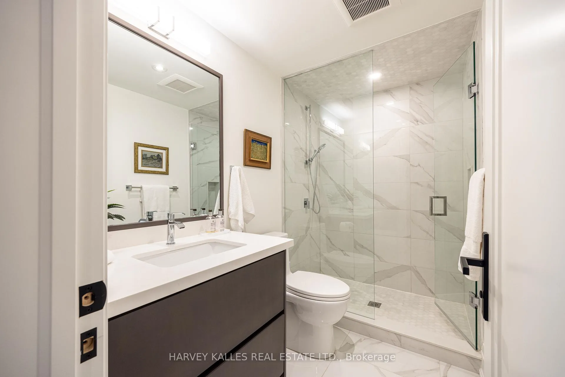 Photo 40 of 264 Cortleigh Boulevard, Toronto, Lawrence Park South — HOMEH
