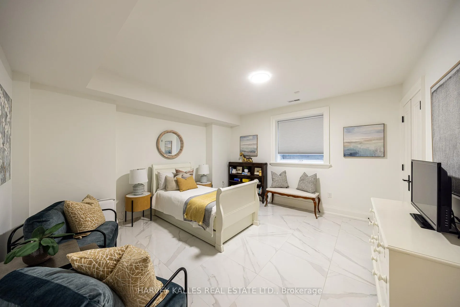 Photo 43 of 264 Cortleigh Boulevard, Toronto, Lawrence Park South — HOMEH