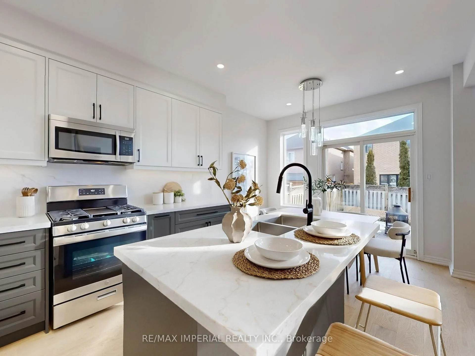 Photo 15 of 117 Montebello Avenue, Vaughan, Sonoma Heights — HOMEH