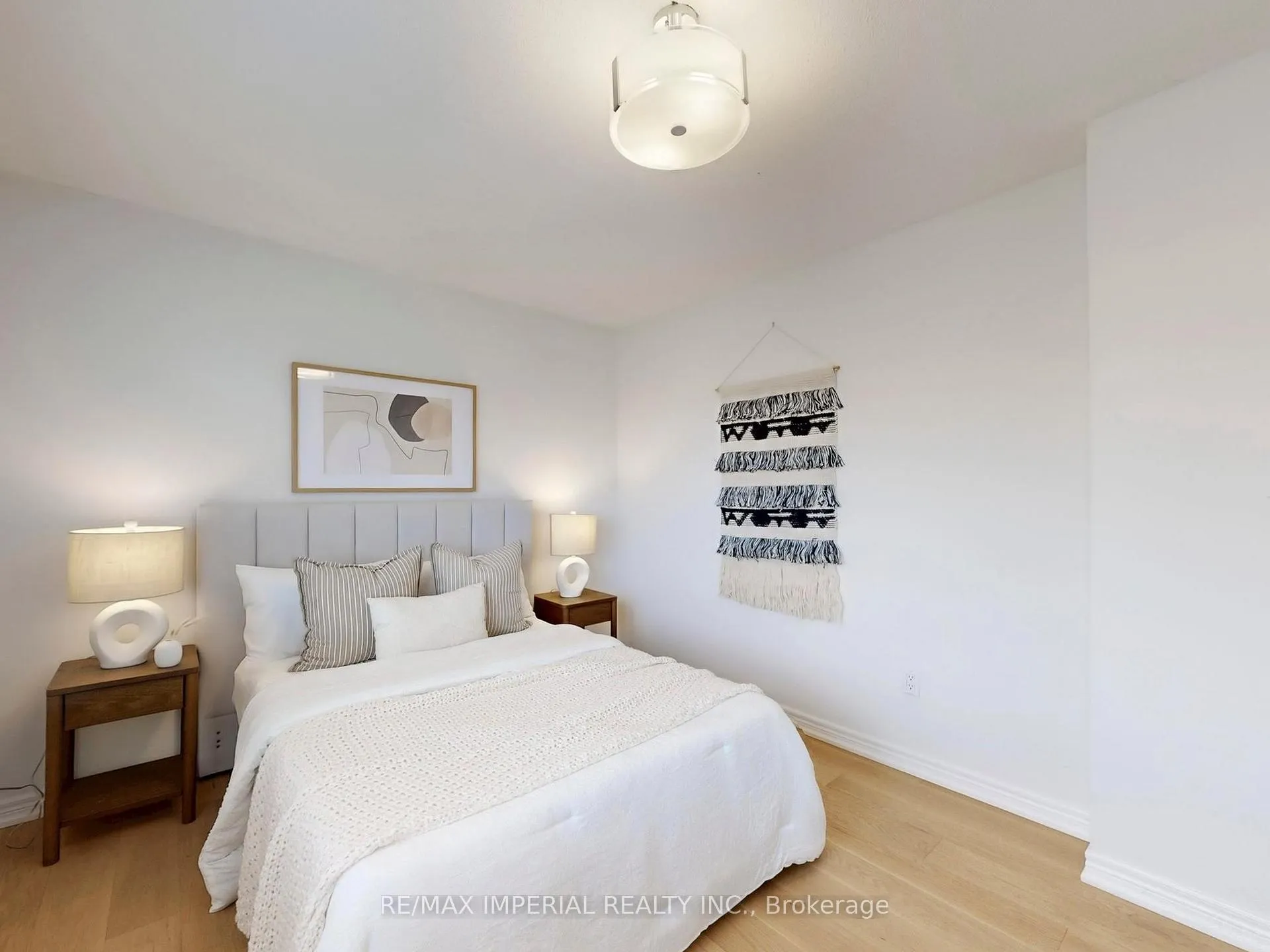 Photo 24 of 117 Montebello Avenue, Vaughan, Sonoma Heights — HOMEH