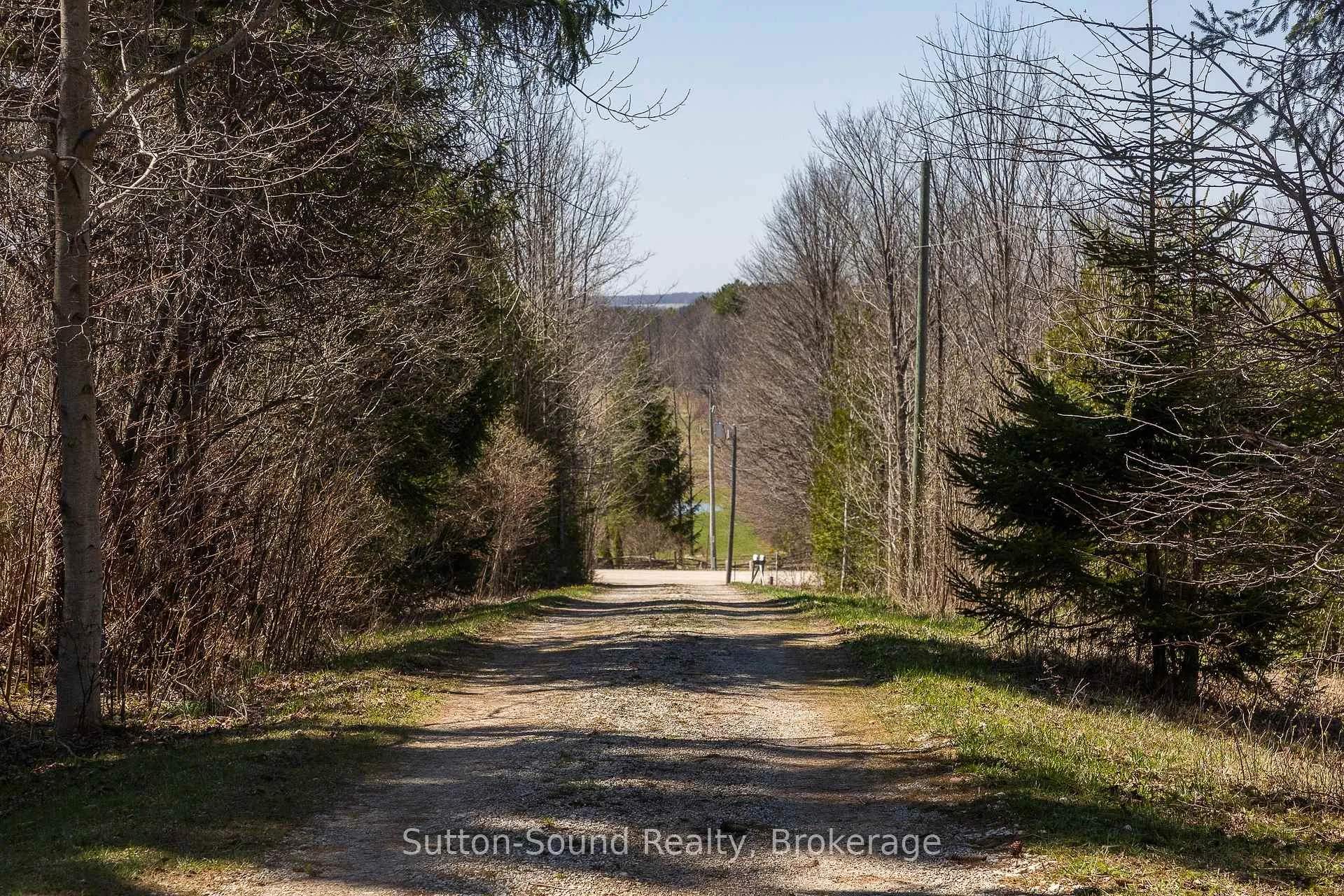 Photo 3 of 396669 2 Concession, Chatsworth — HOMEH