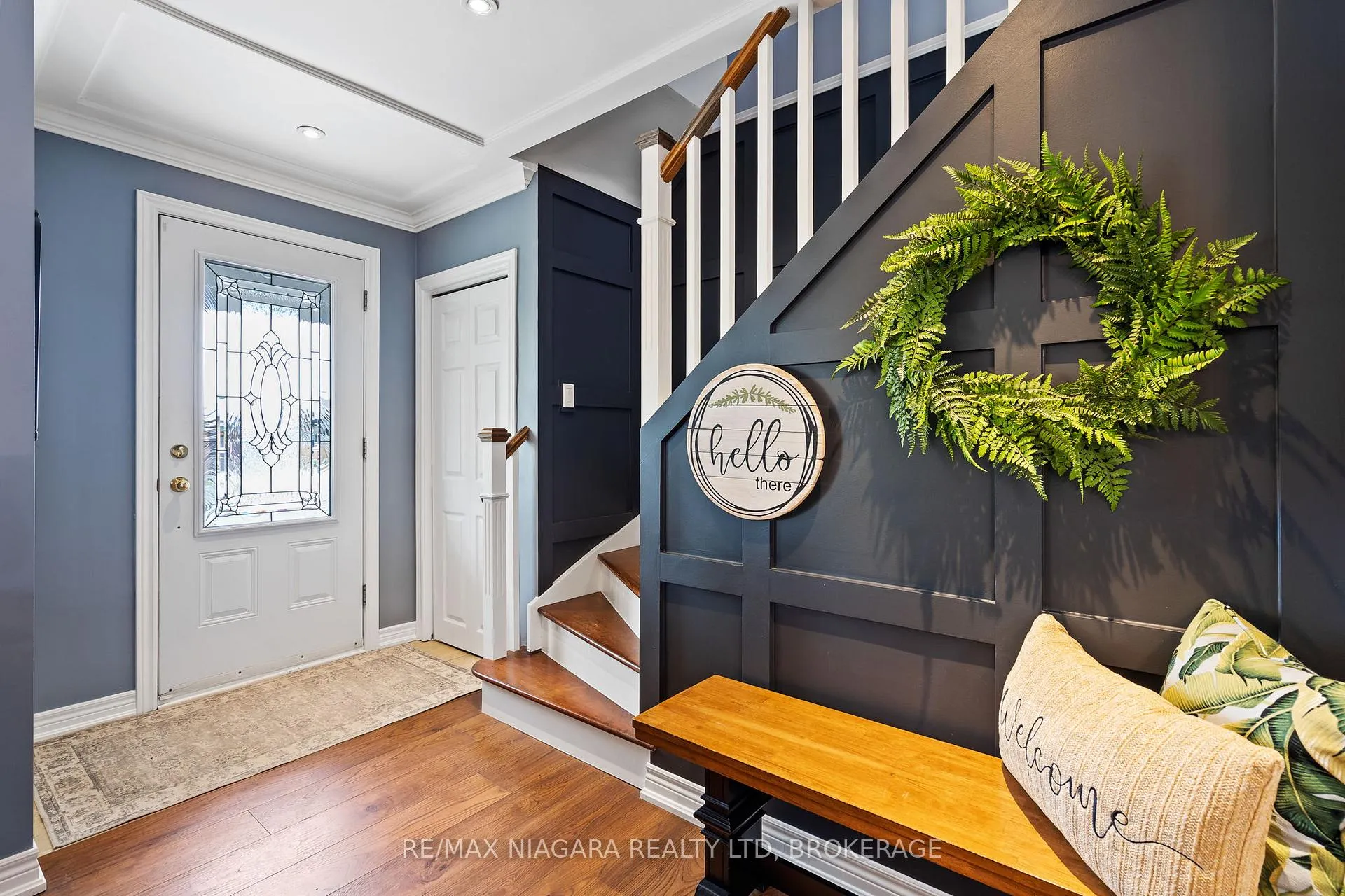 Photo 4 of 7080 Adams Avenue, Niagara Falls, Arad/Fallsview — HOMEH