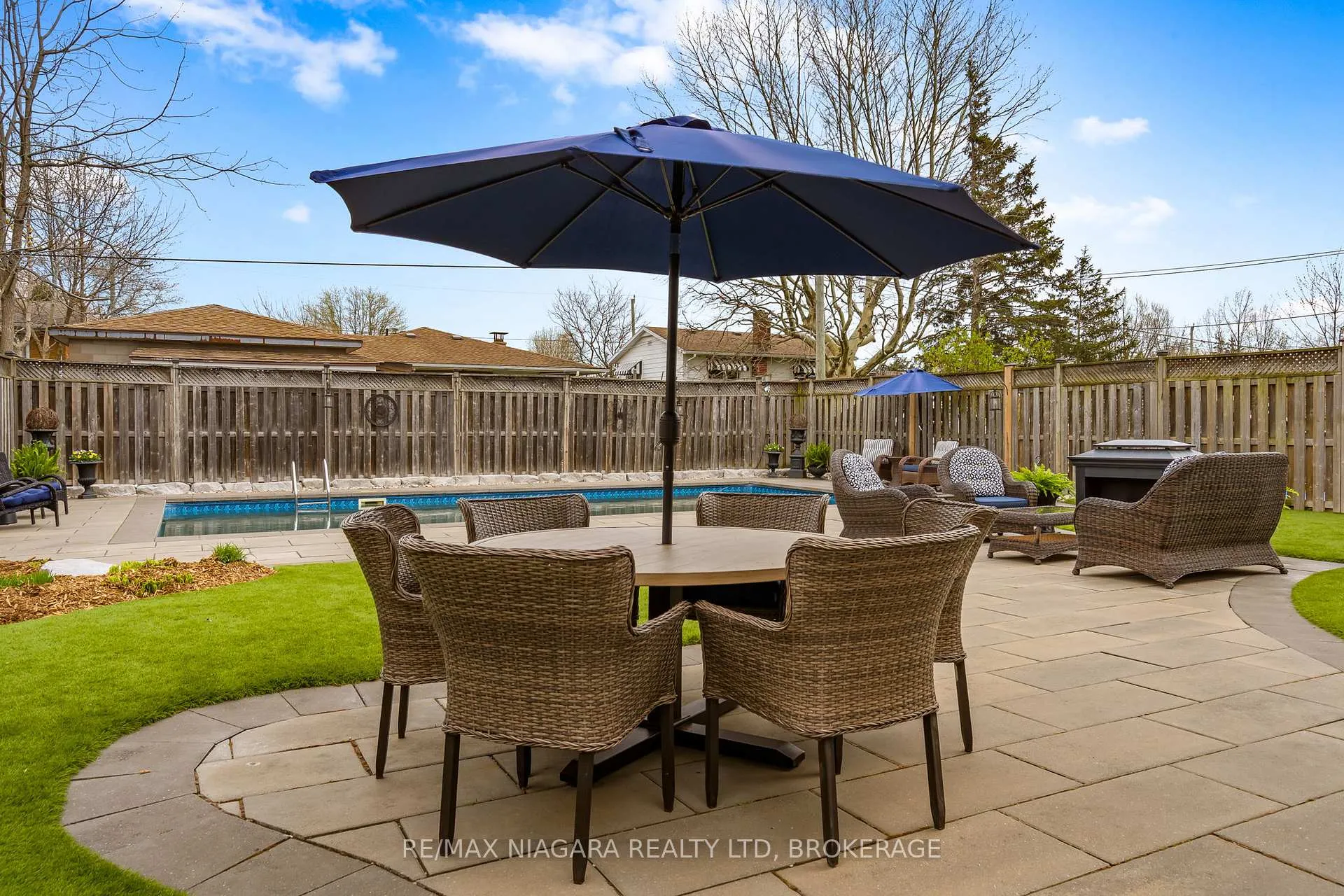 Photo 22 of 7080 Adams Avenue, Niagara Falls, Arad/Fallsview — HOMEH