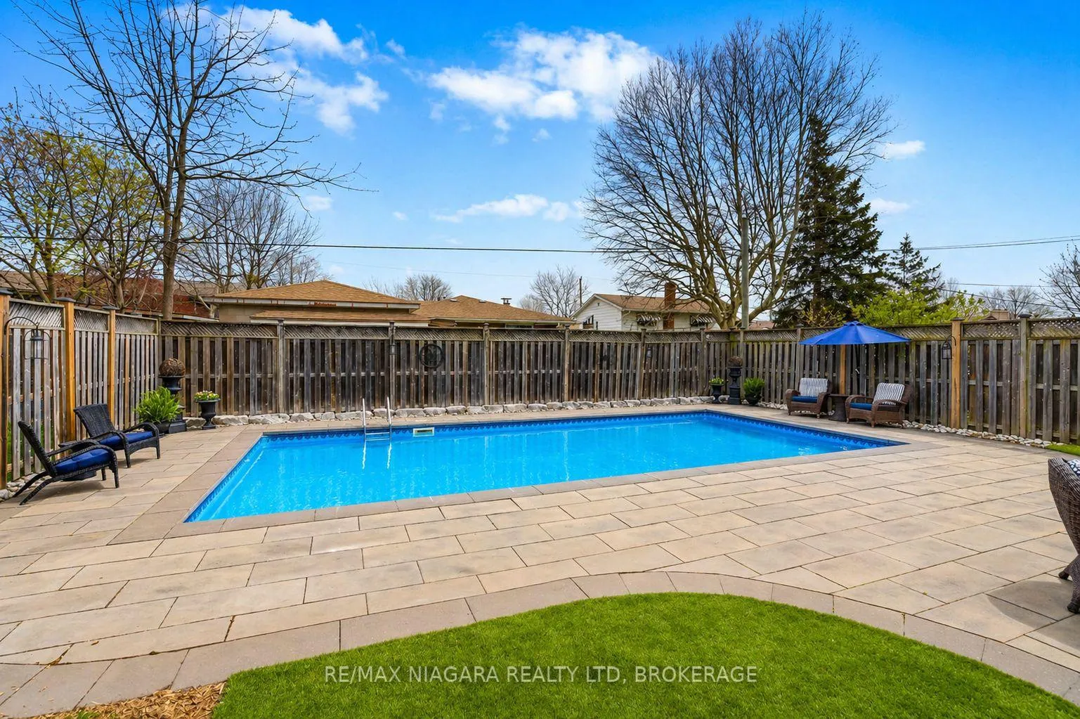 Photo 25 of 7080 Adams Avenue, Niagara Falls, Arad/Fallsview — HOMEH