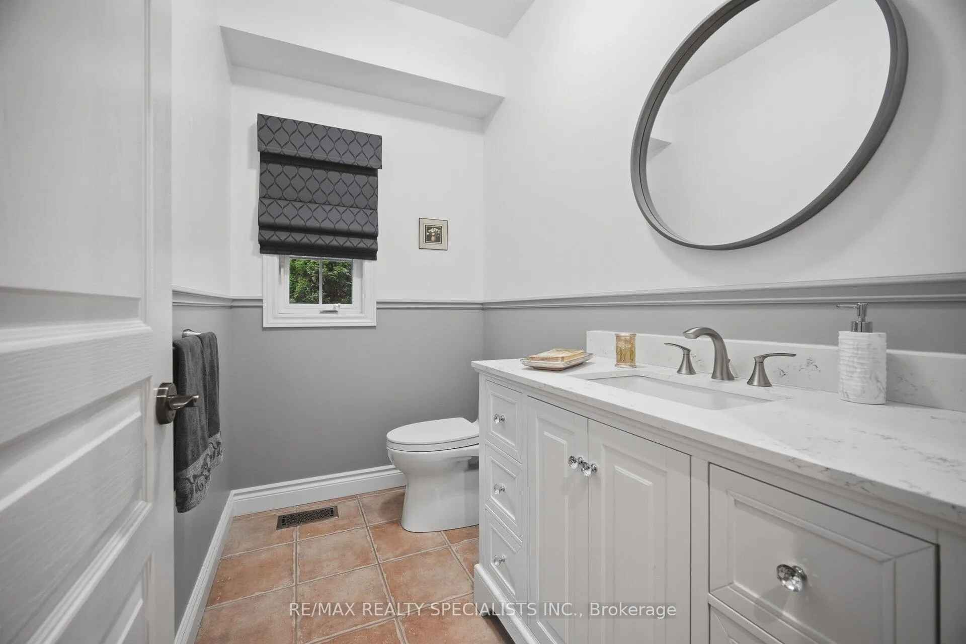 Photo 21 of 2 Valley Hill Drive, Caledon, Palgrave — HOMEH