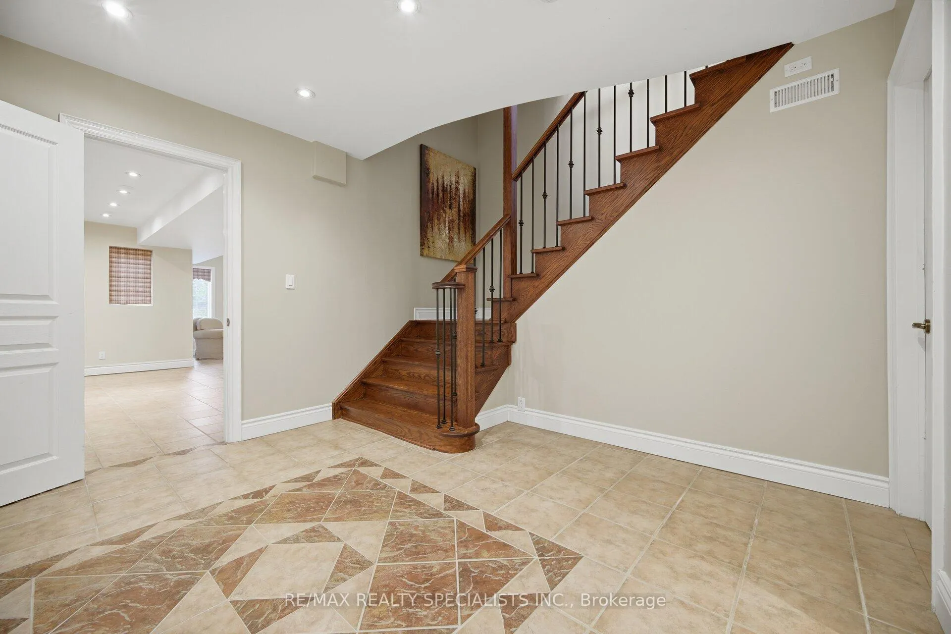 Photo 34 of 2 Valley Hill Drive, Caledon, Palgrave — HOMEH