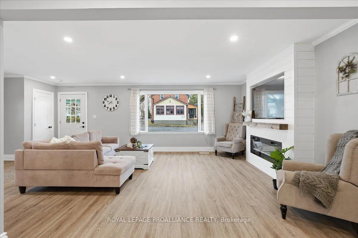 Photo 11 of 60 John Street, Stirling-Rawdon, Stirling Ward — HOMEH