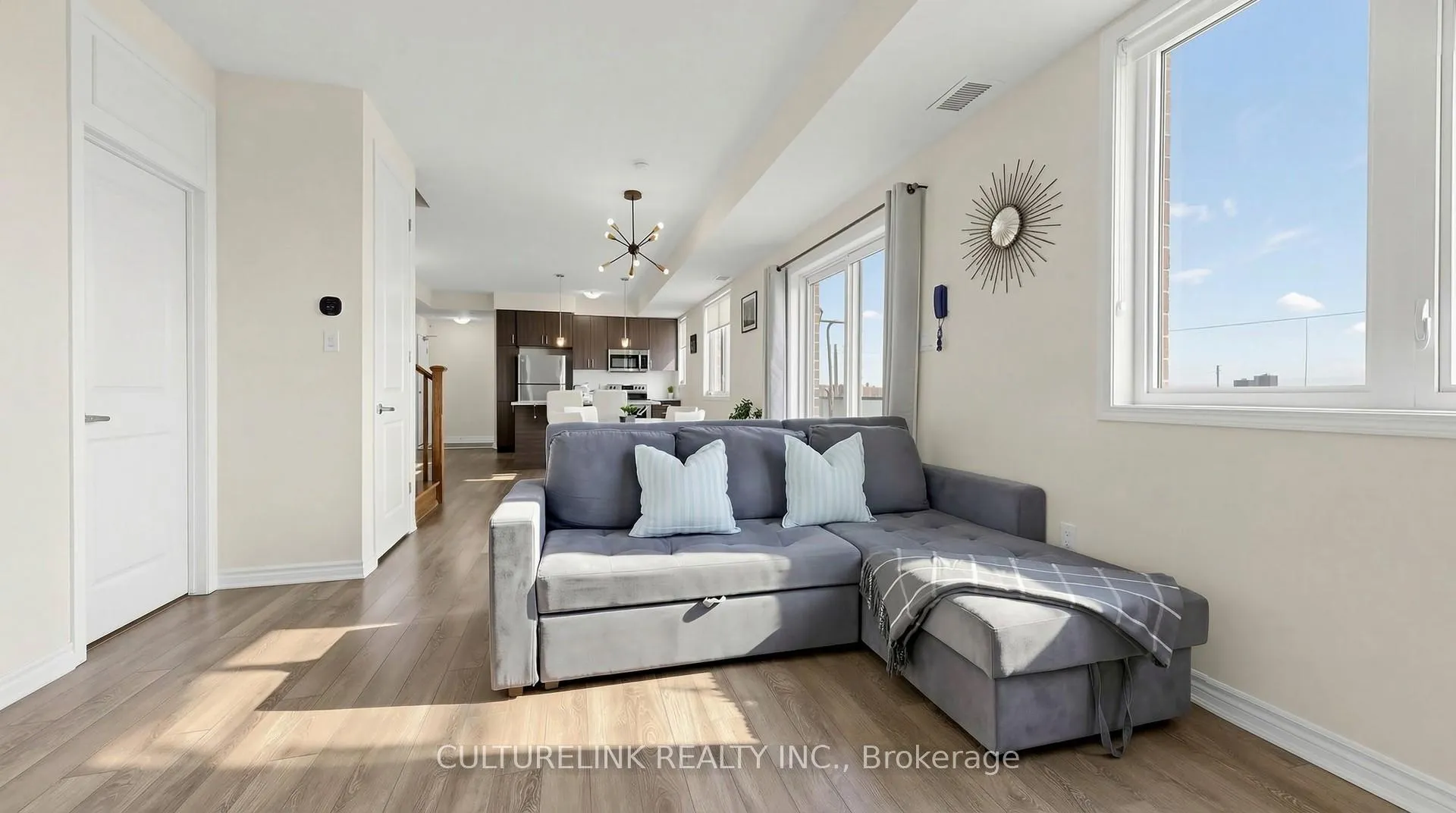 Photo 5 of Unit 605, 1148 Dragonfly Avenue, Pickering, Rural Pickering — HOMEH