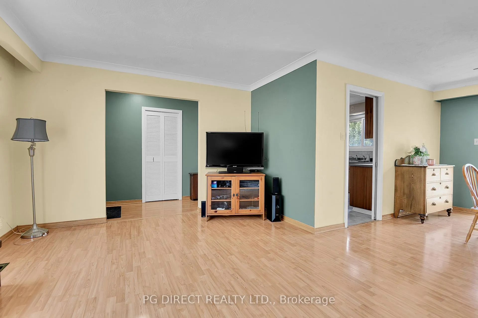 Photo 4 of 319 Nieman Drive, McNab/Braeside, Mcnab/Braeside Twps — HOMEH