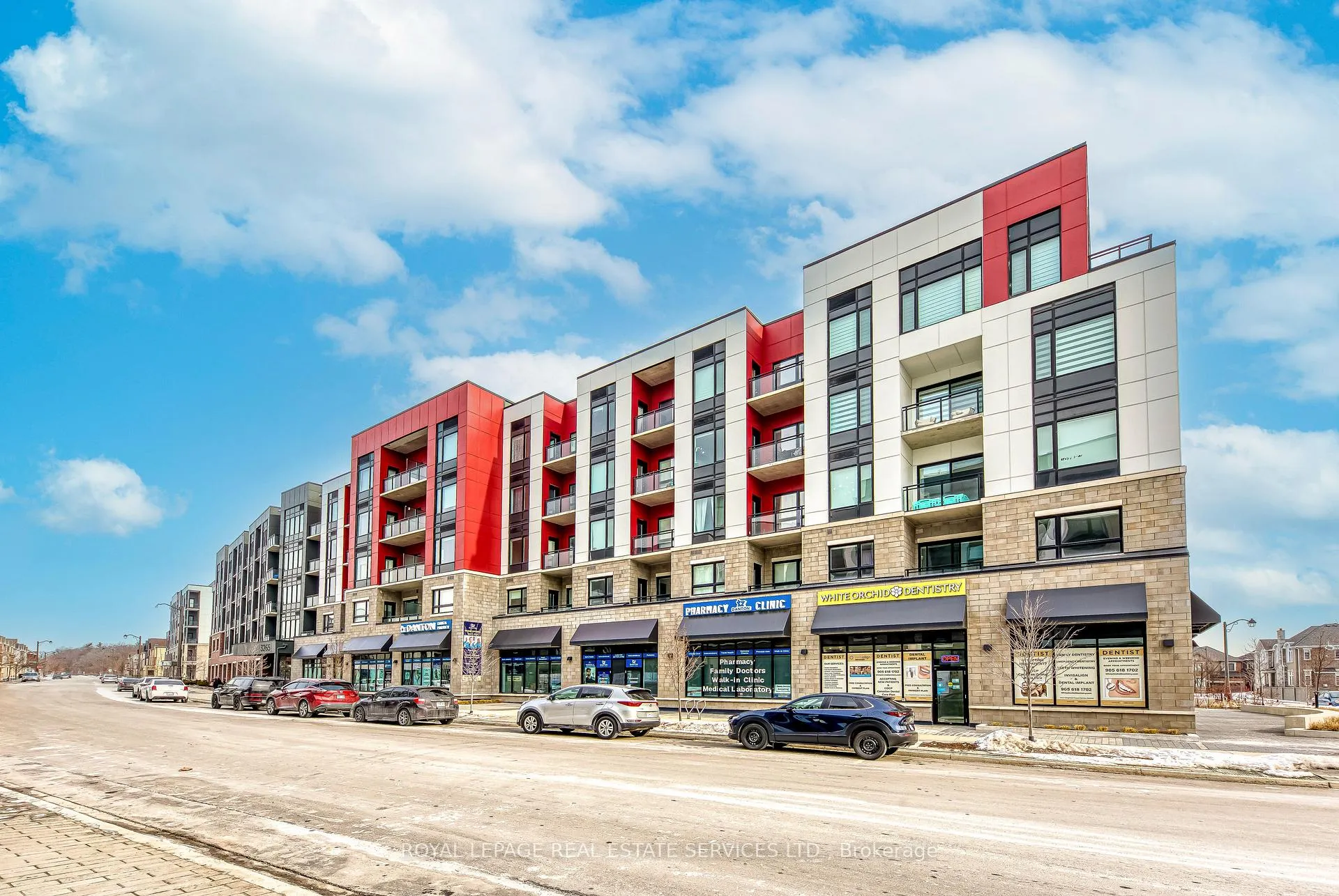Front of Unit 319, 3265 Carding Mill Trail