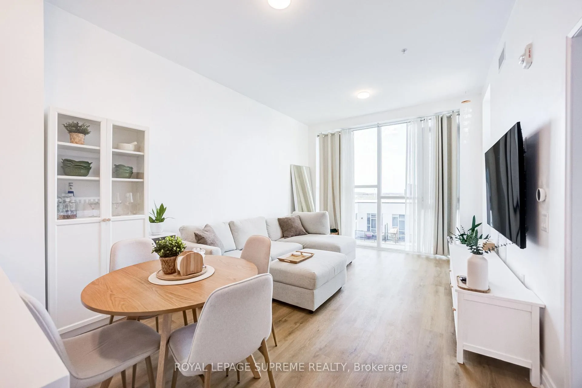 Photo 11 of Unit 639, 16 Concord Place, Grimsby, Grimsby Beach — HOMEH