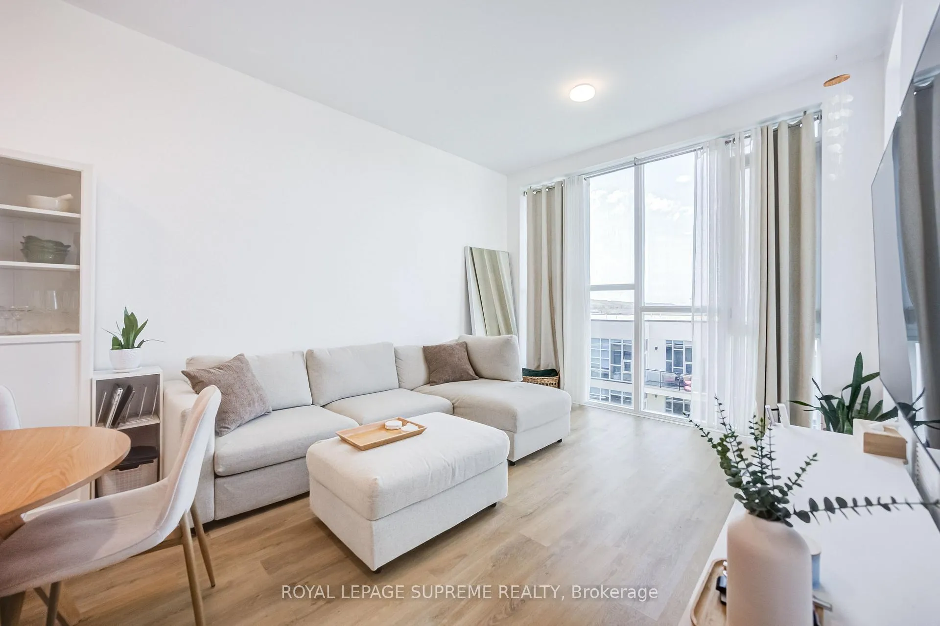 Photo 15 of Unit 639, 16 Concord Place, Grimsby, Grimsby Beach — HOMEH