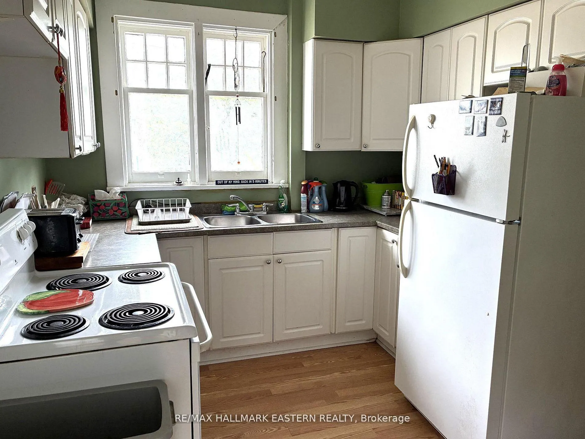 Photo 3 of 500 Romaine Street, Peterborough, Town Ward 3 — HOMEH