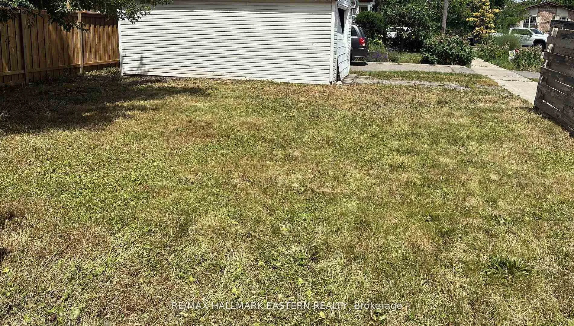 Photo 16 of 500 Romaine Street, Peterborough, Town Ward 3 — HOMEH