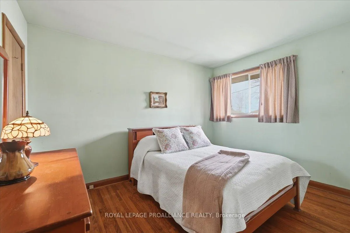 Photo 17 of 30 Lambert Drive, Belleville, Belleville Ward — HOMEH