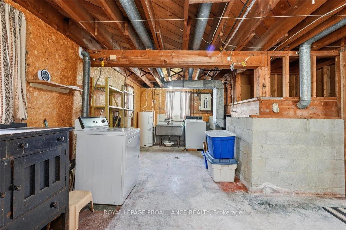 Photo 24 of 30 Lambert Drive, Belleville, Belleville Ward — HOMEH