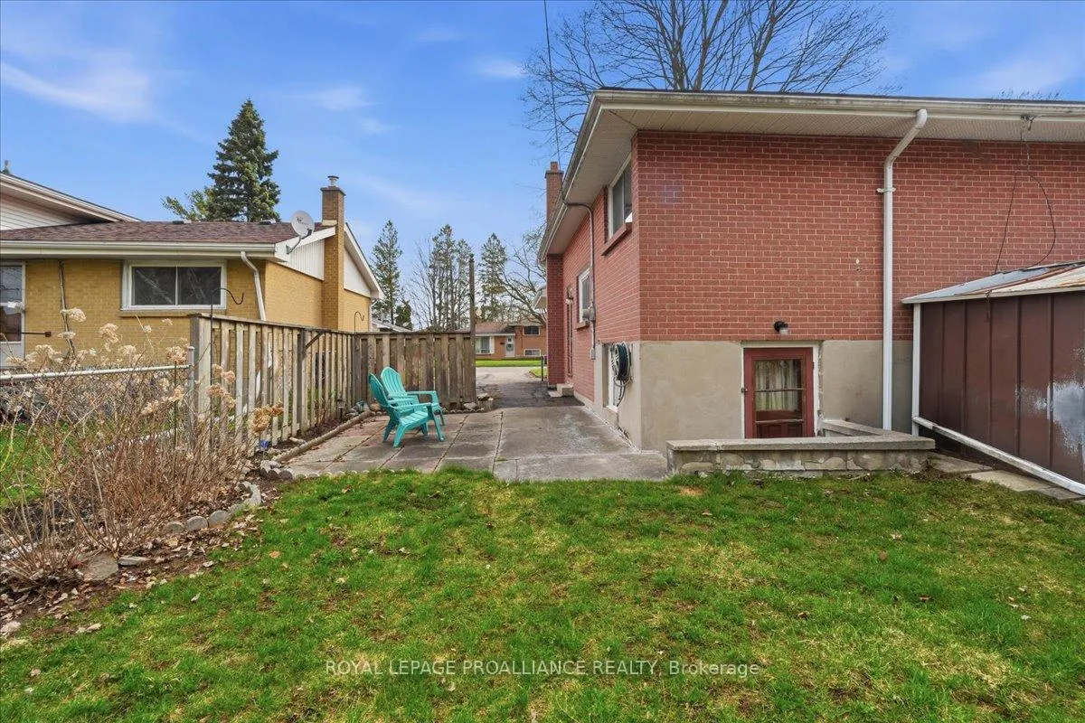 Photo 27 of 30 Lambert Drive, Belleville, Belleville Ward — HOMEH