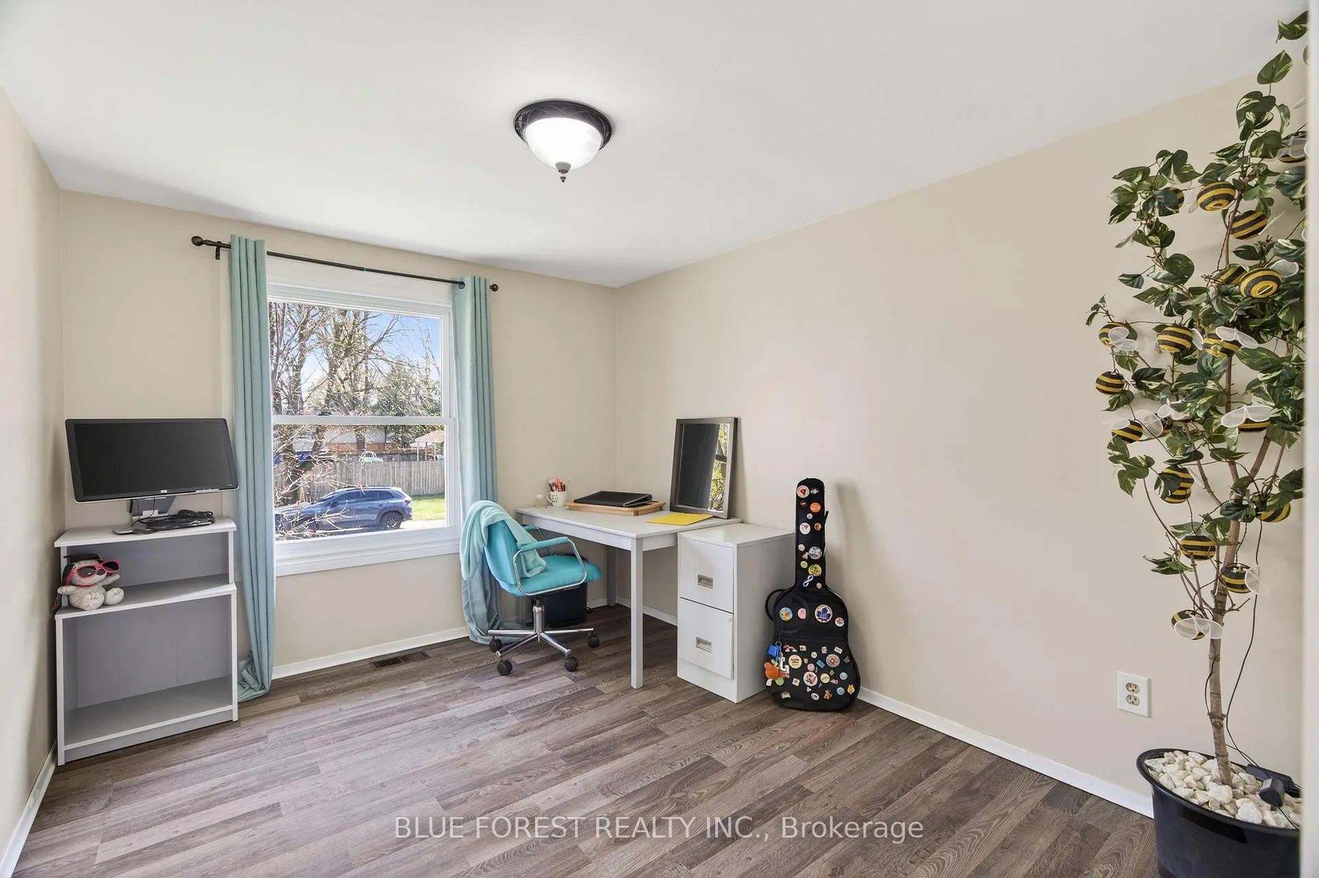 Photo 22 of 485 Maple Street, Strathroy-Caradoc, NW — HOMEH