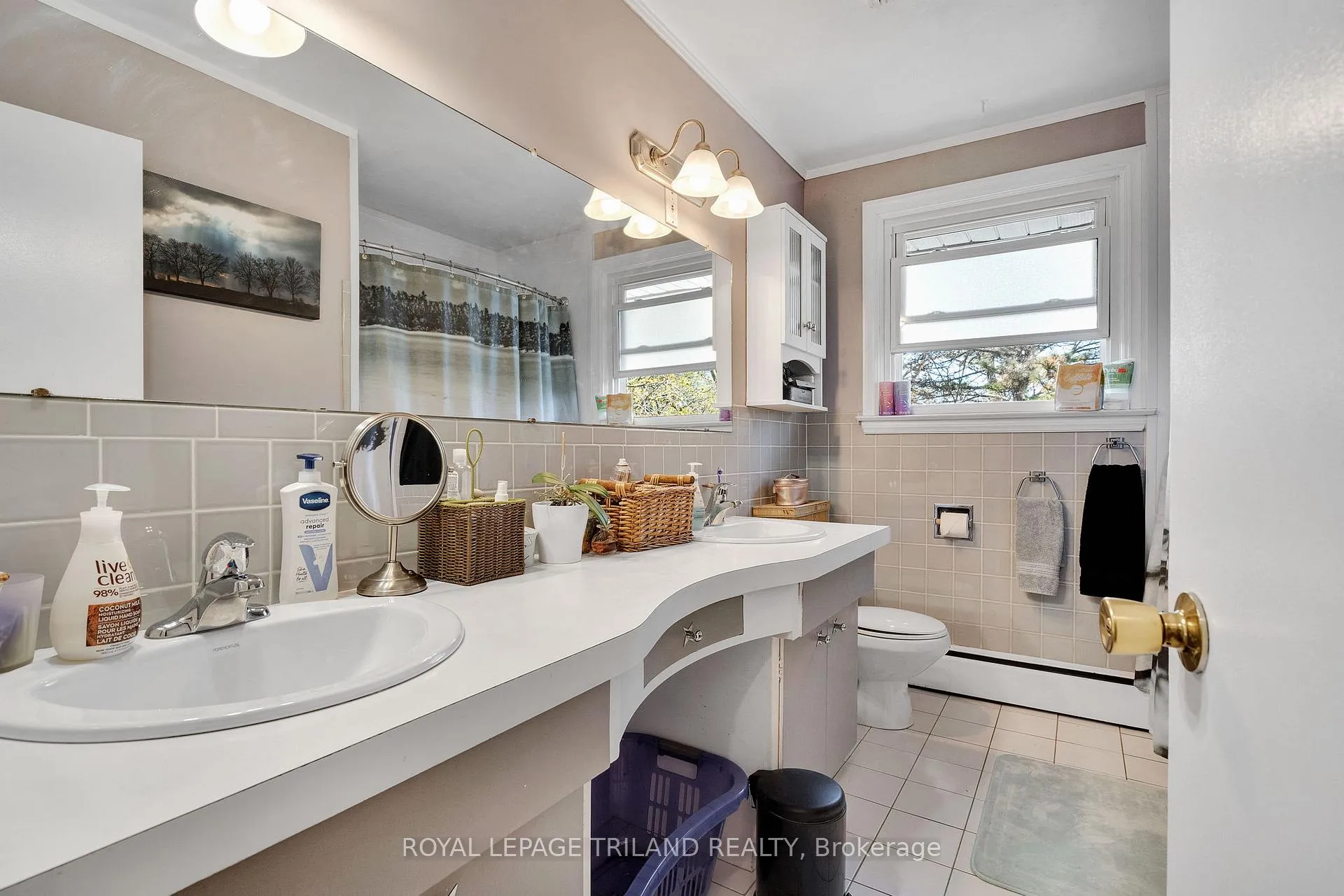 Photo 27 of 586 Middlewoods Drive, London, North J — HOMEH
