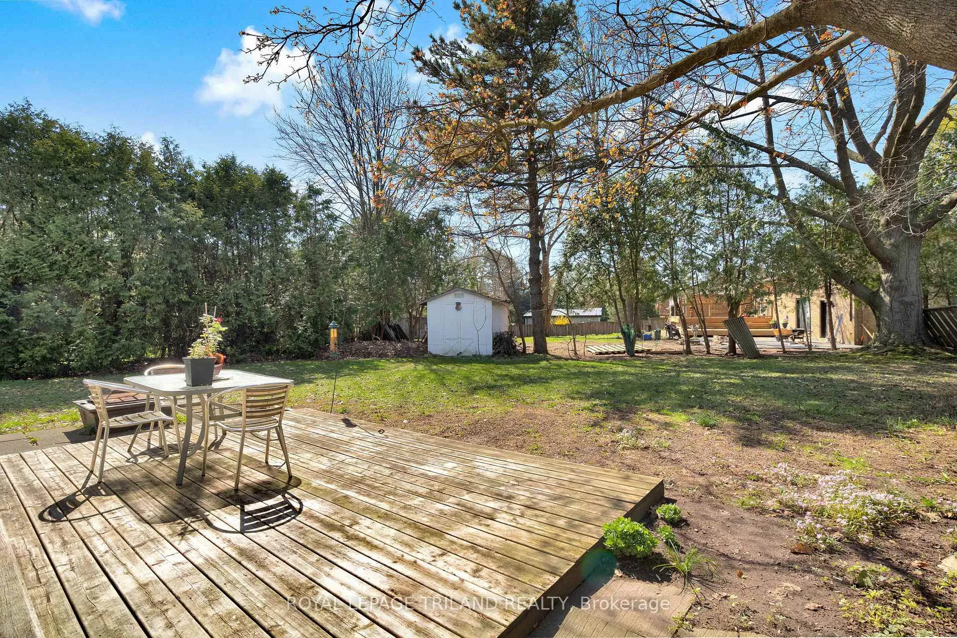 Photo 35 of 586 Middlewoods Drive, London, North J — HOMEH