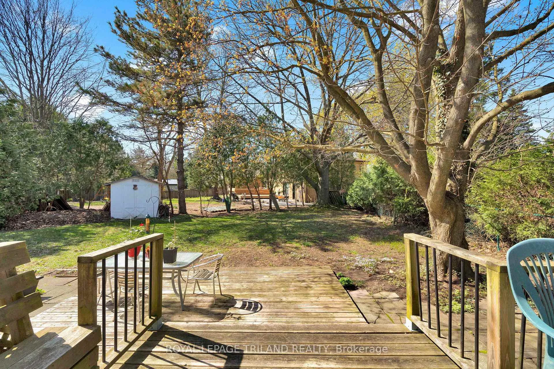 Photo 38 of 586 Middlewoods Drive, London, North J — HOMEH