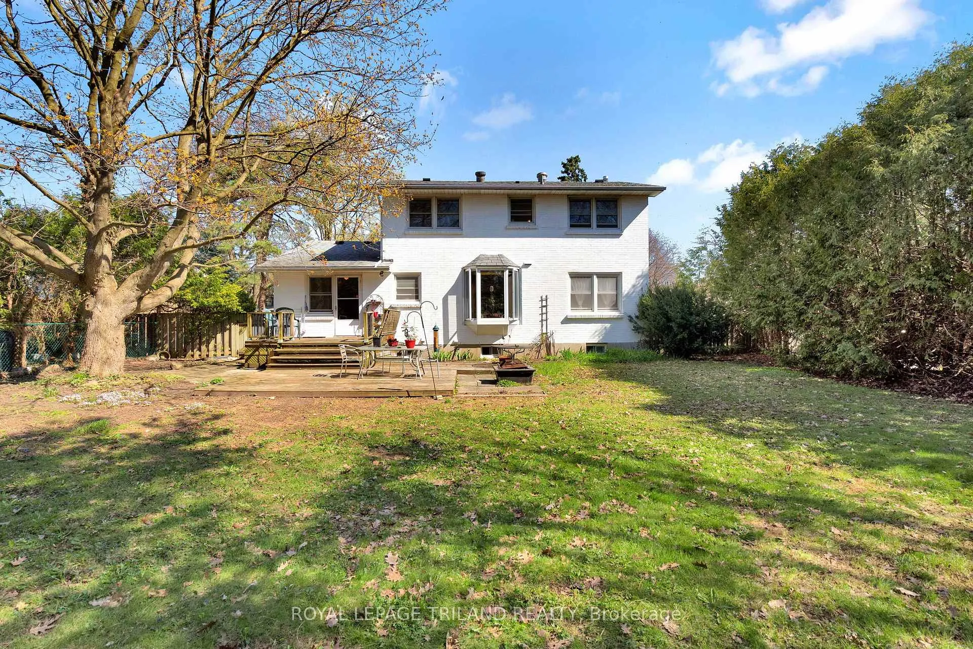 Photo 41 of 586 Middlewoods Drive, London, North J — HOMEH
