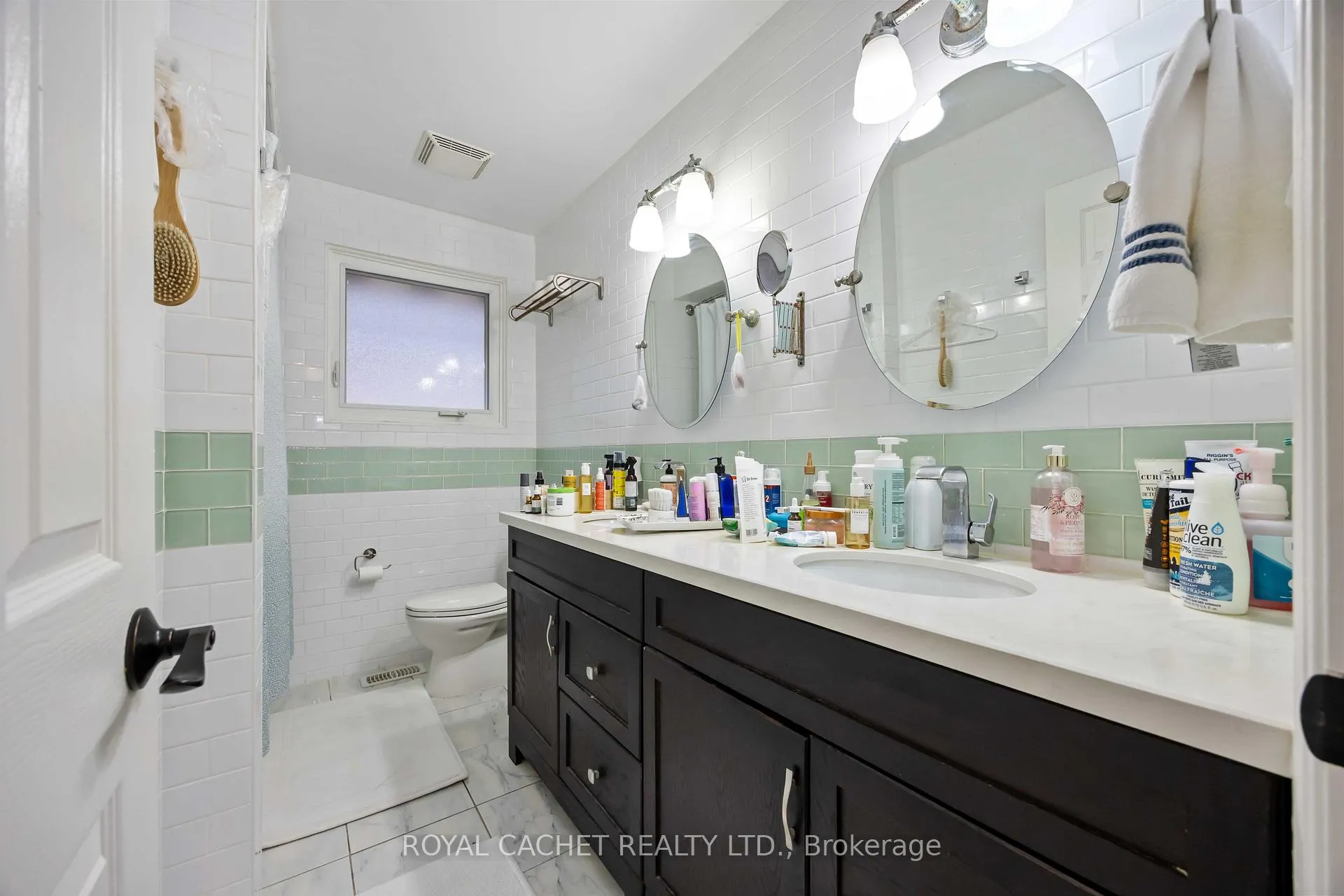 Photo 8 of 26 Aileen Road, Markham, Aileen-Willowbrook — HOMEH