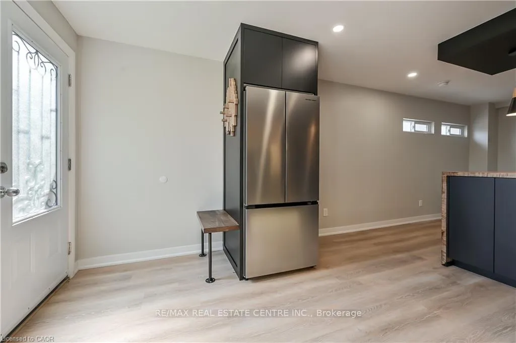 Photo 7 of Unit 3, 43 Mahony Avenue, Hamilton, Normanhurst — HOMEH