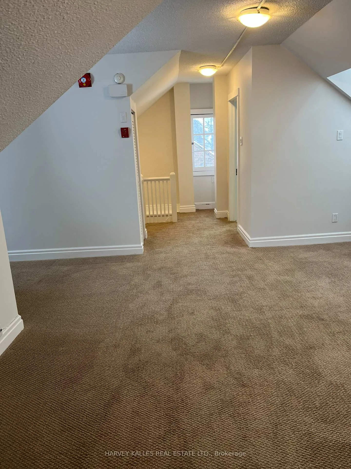 Photo 9 of Unit 3rd Floor, 440 Avenue Road, Toronto, Casa Loma — HOMEH