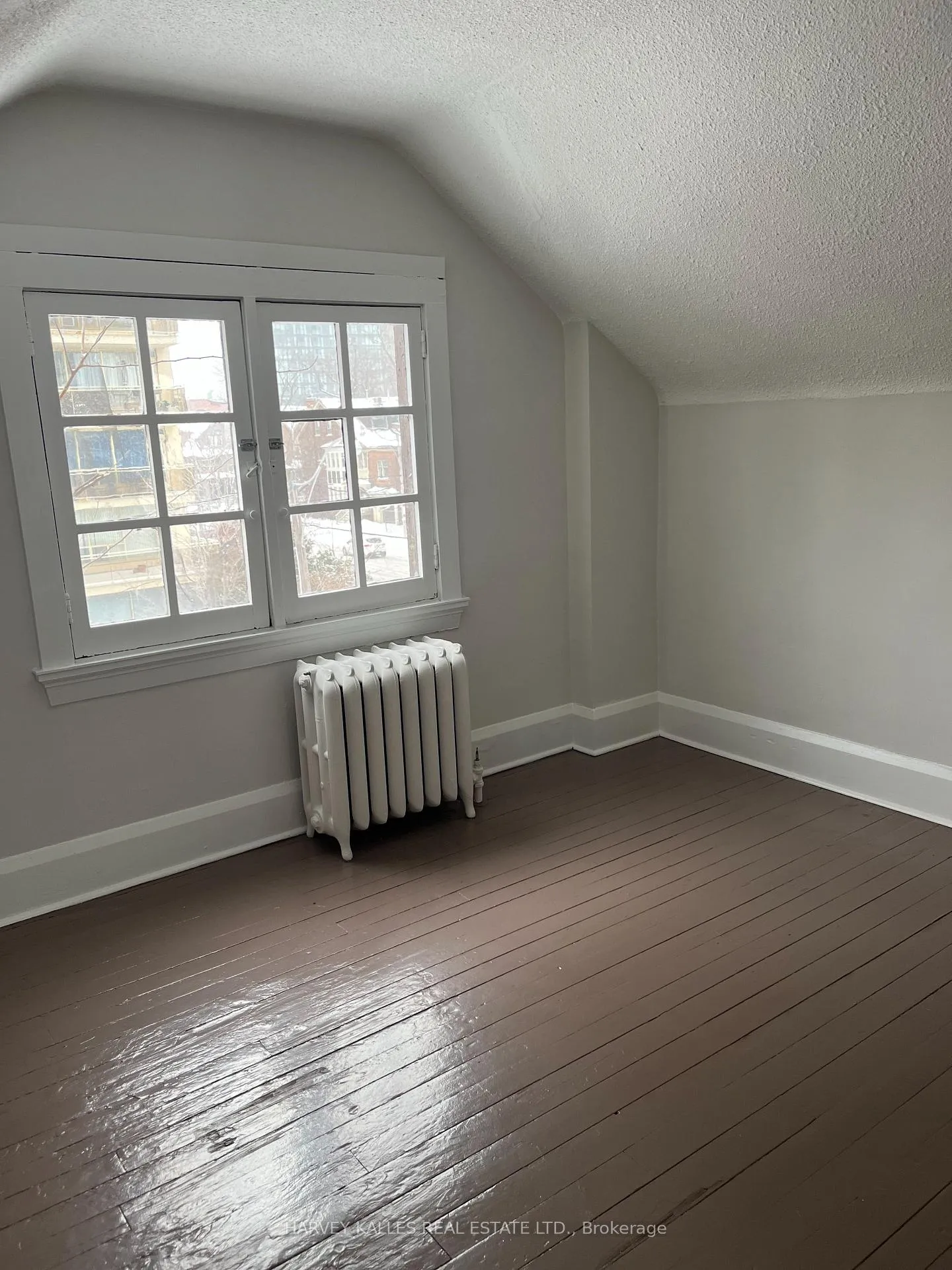 Photo 13 of Unit 3rd Floor, 440 Avenue Road, Toronto, Casa Loma — HOMEH